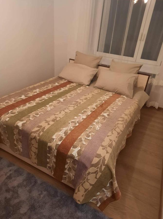 Maironio Apartamentai Radviliskis ภายนอก รูปภาพ